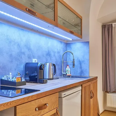 U 3 Pstrosu Hotel