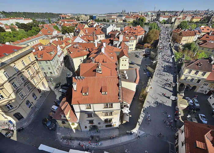 U 3 Pstrosu 4* Praga