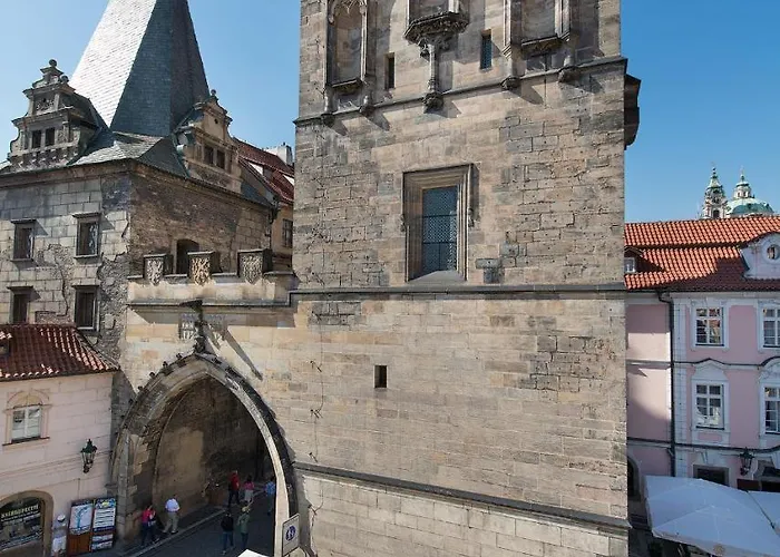 U 3 Pstrosu Hotel Praga