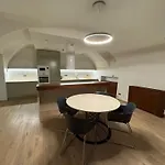 U 3 Pstrosu 4*