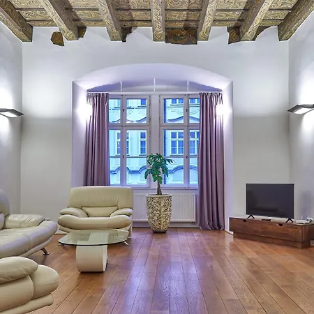 U 3 Pstrosu Hotel Praga