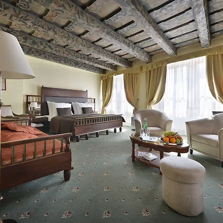 U 3 Pstrosu Hotel