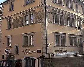 Hotel U 3 Pstrosu 4*