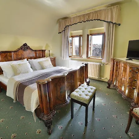U 3 Pstrosu Hotell