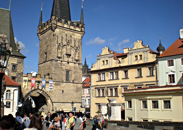 فندق يو 3 بستروسو