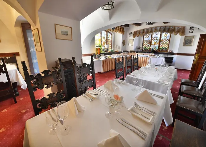 يو 3 بستروسو 4*