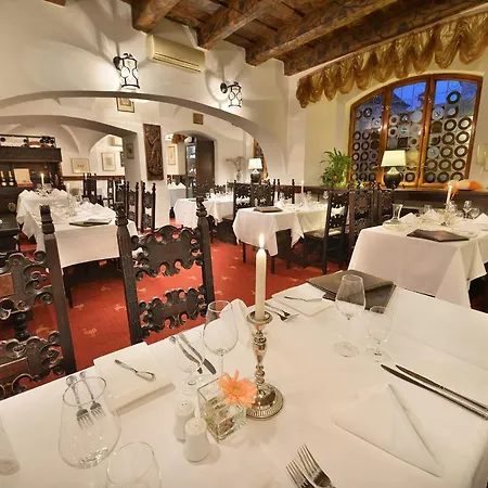 U 3 Pstrosu Hotel 4*